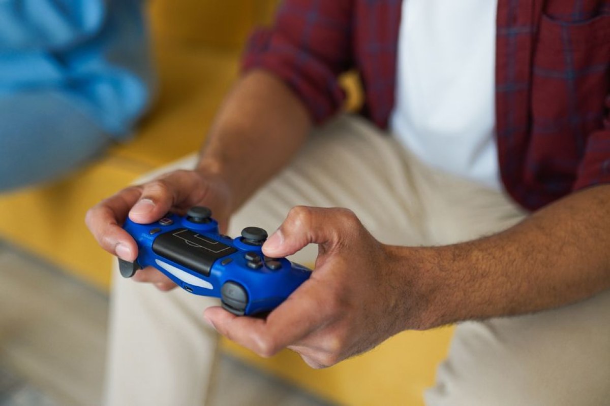 gaming console price
