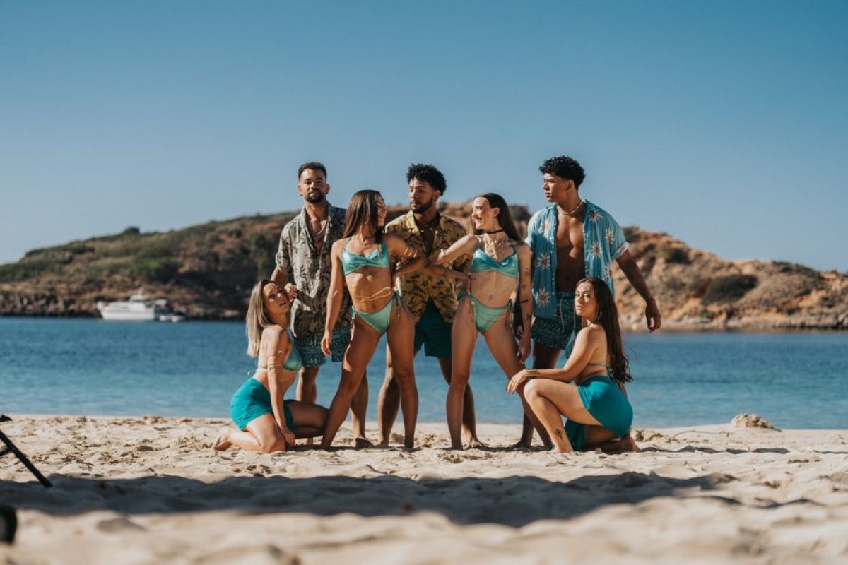 Netflix series beach resort
