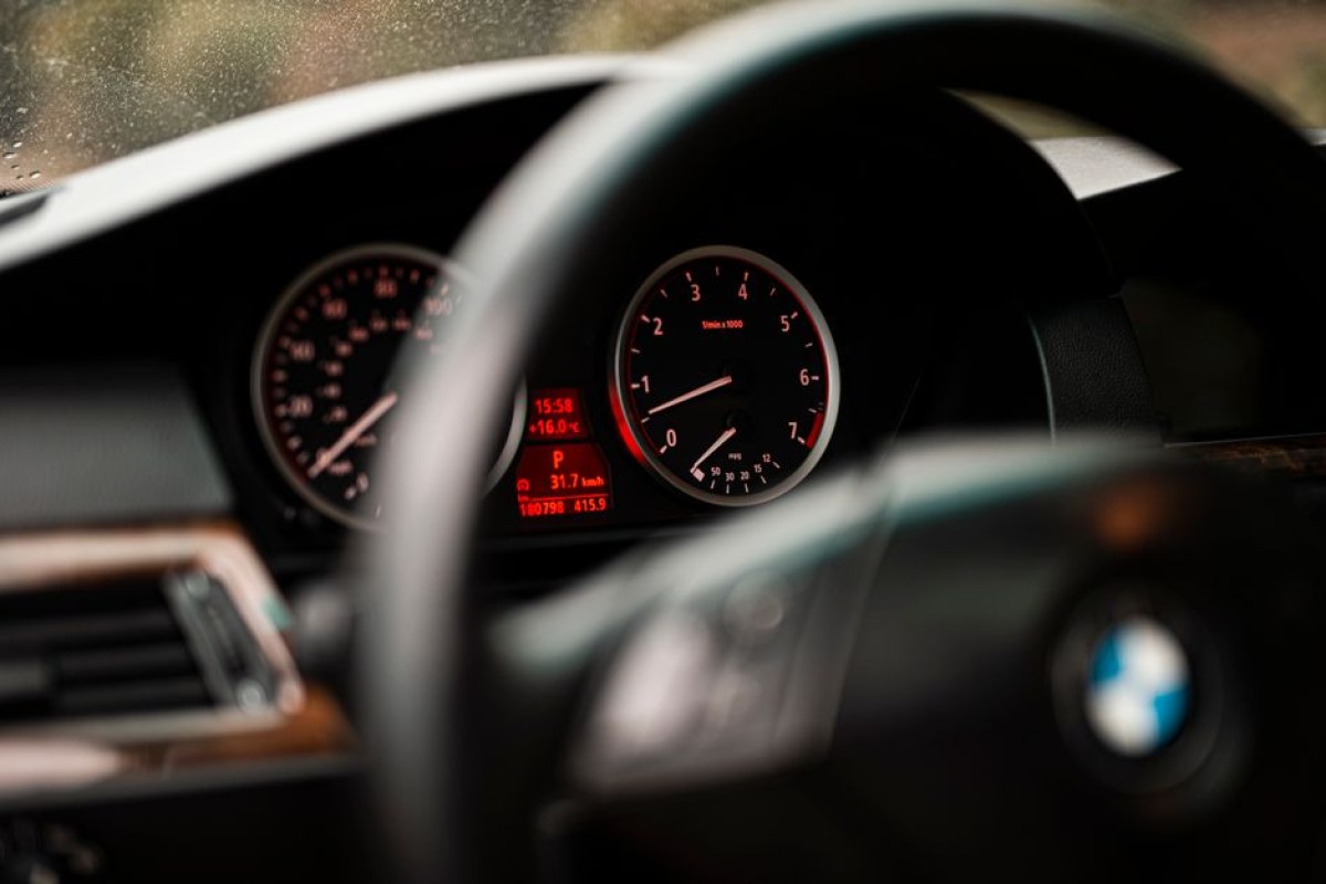 BMW dashboard advertisement