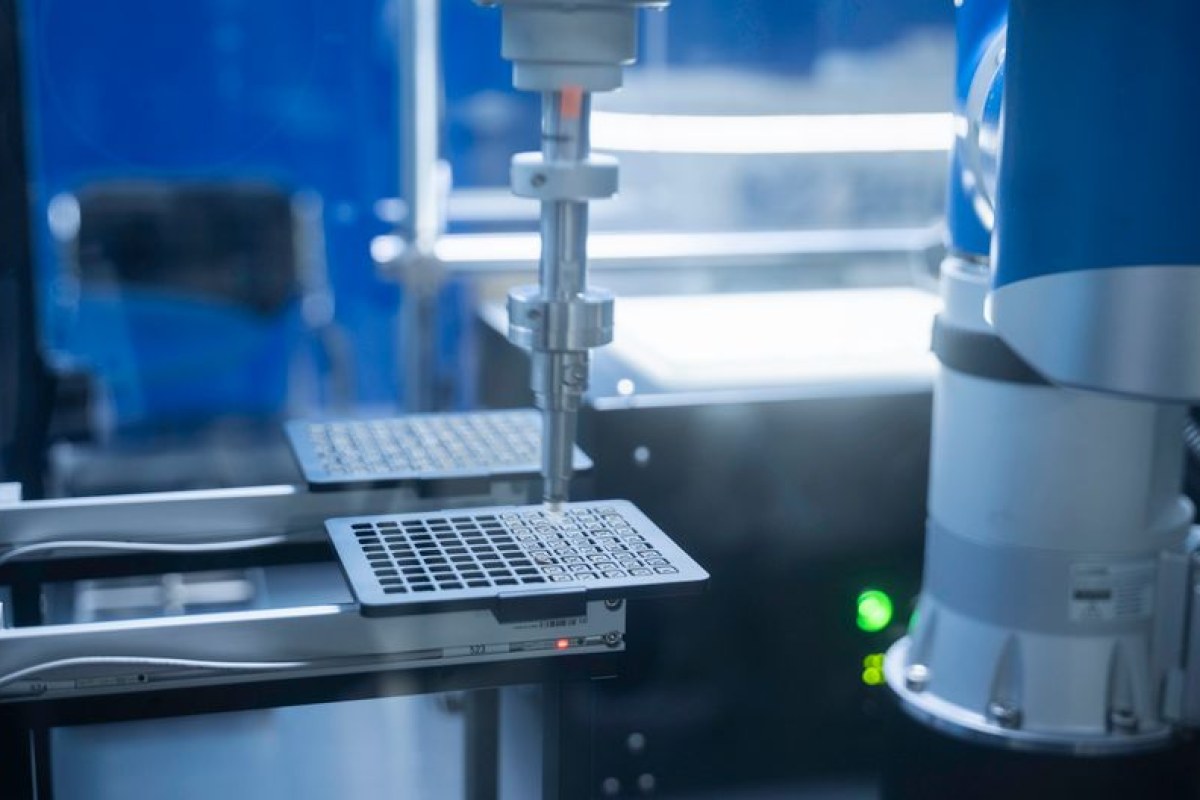 AI virus laboratory